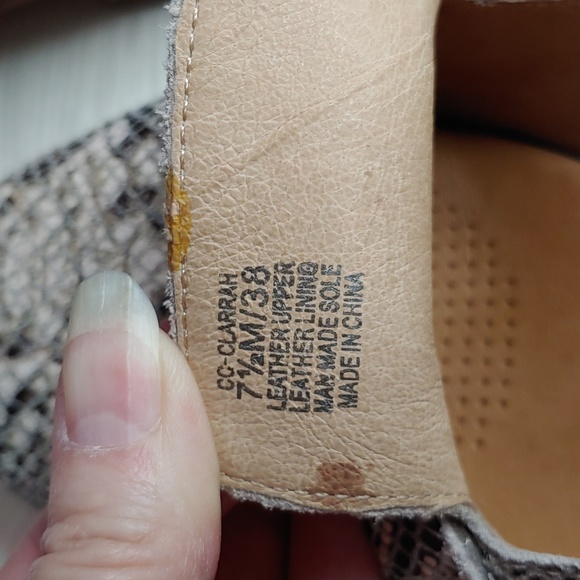 Corso Como Women's Size 7.5 Snakeskin Pattern Leather Loafer - Picture 7 of 8